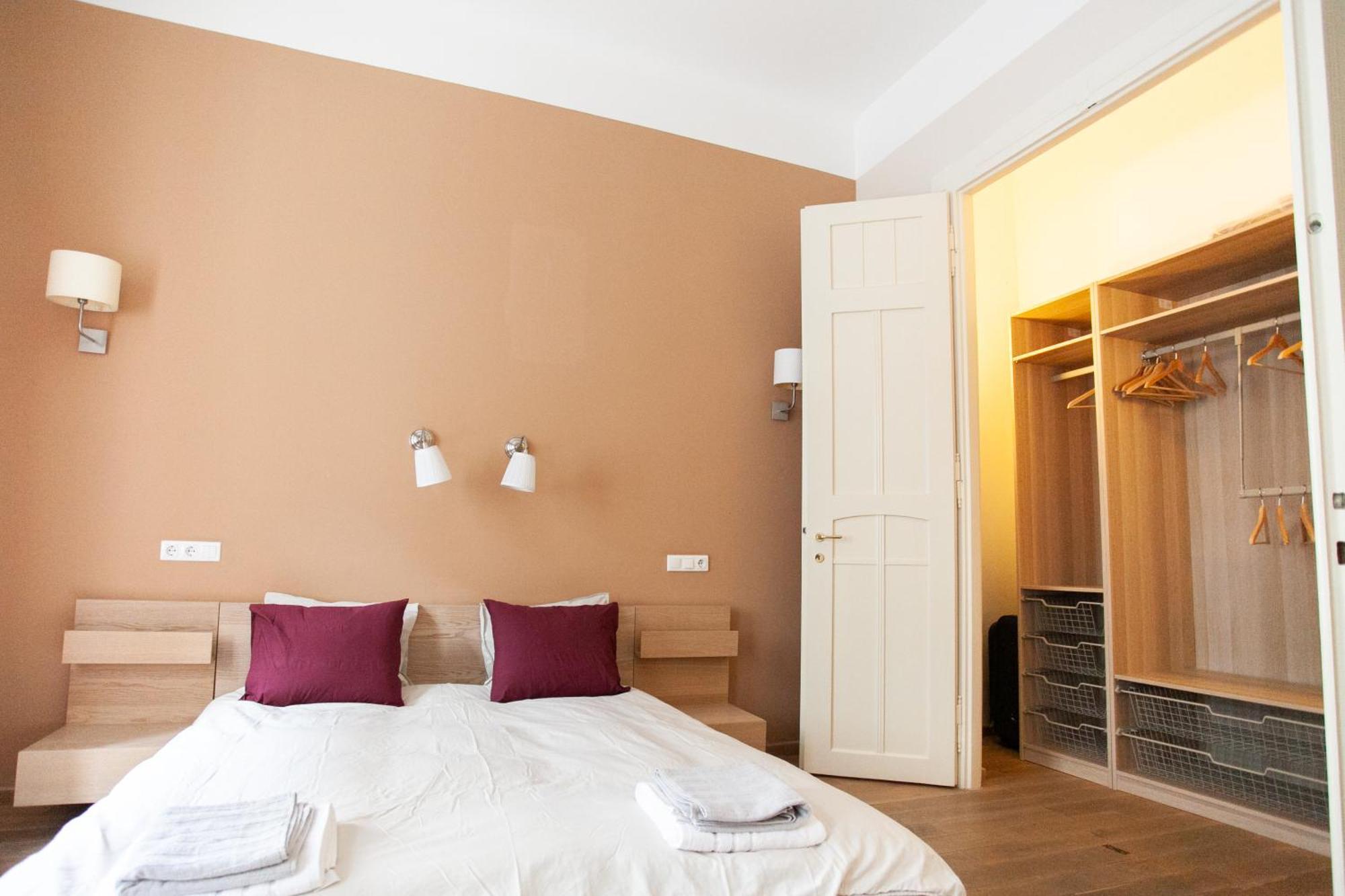 Elisabeth Apartment *